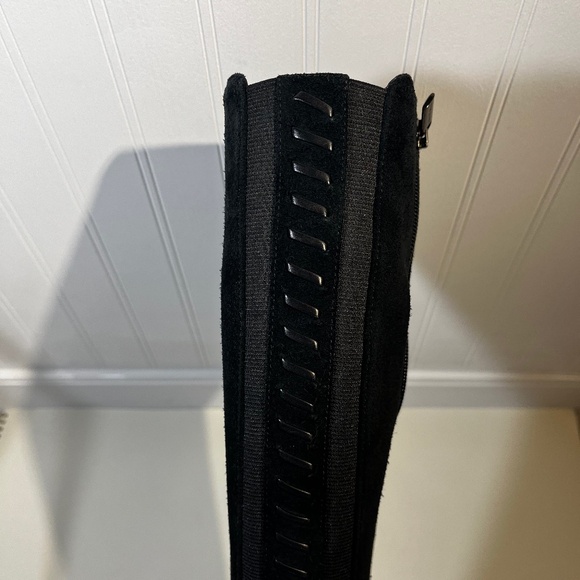 Aquatalia Black Suede Boots Women's Size 9 - Picture 3 of 4